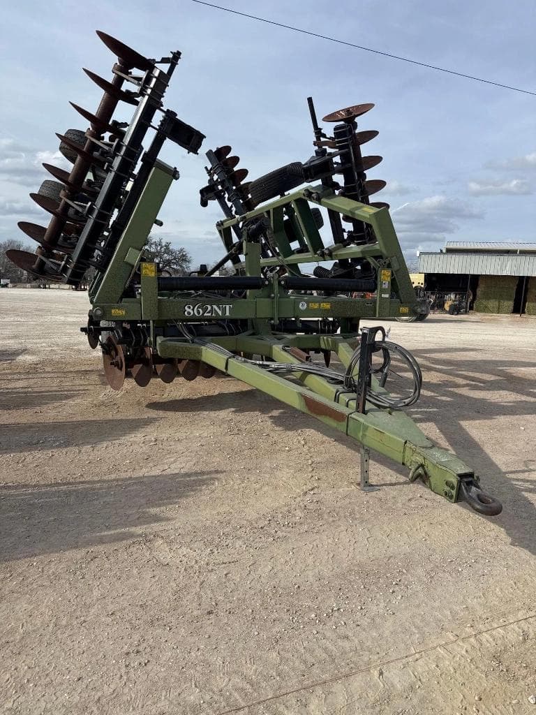 Image of Wishek 862NT Primary image