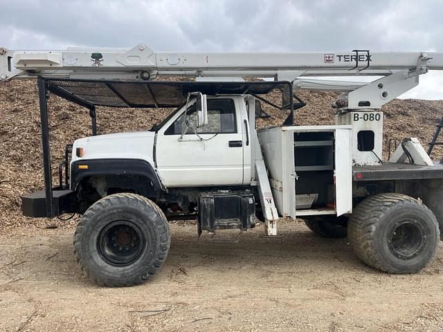 Image of GMC C7500 equipment image 1