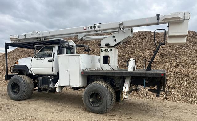 Image of GMC C7500 equipment image 2