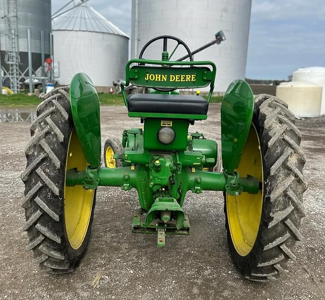 Image of John Deere B equipment image 2