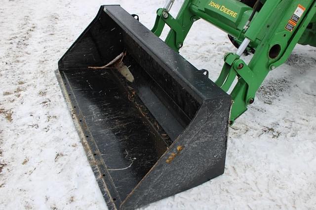 Image of John Deere 5075E equipment image 2