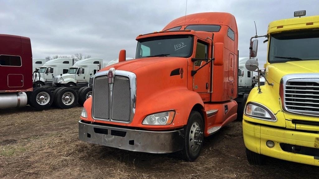 2013 Kenworth T660 Equipment Image0