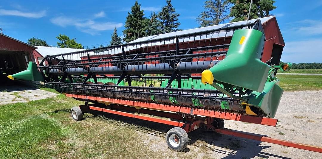 Image of John Deere 925 Primary image