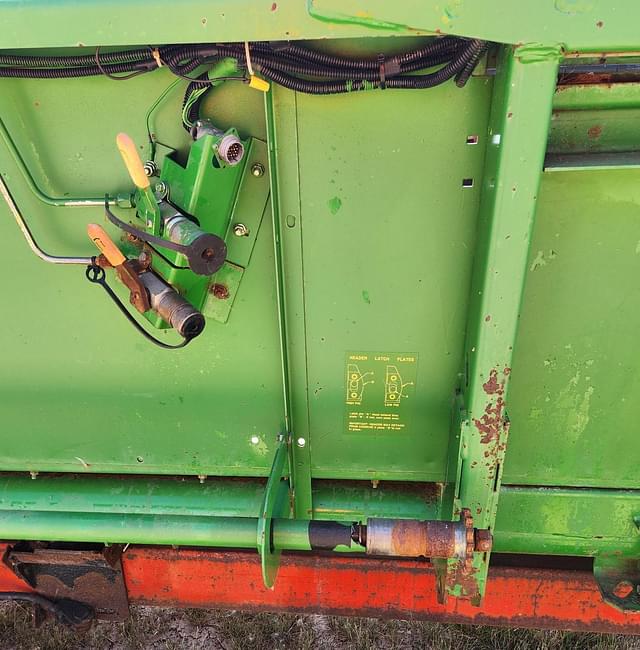 Image of John Deere 925 equipment image 4