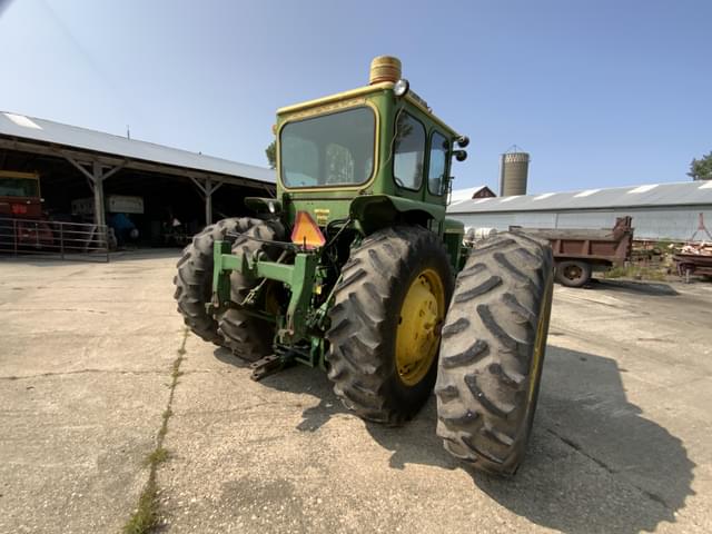 Image of John Deere 4520 equipment image 3