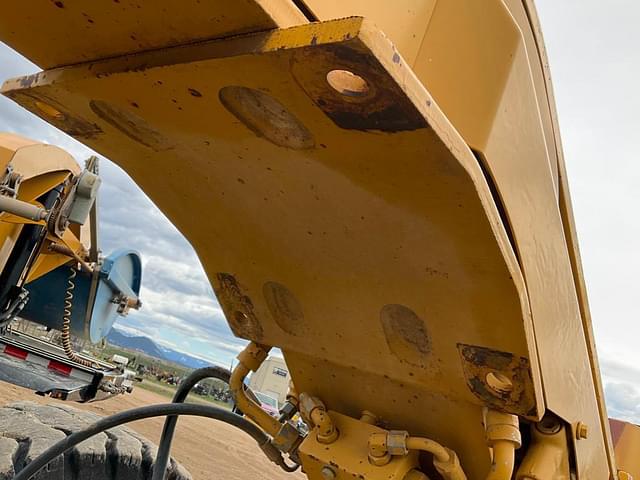 Thumbnail image Caterpillar 140G 123