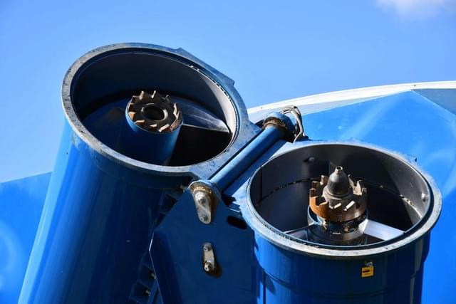 Image of Kinze 1100 equipment image 4