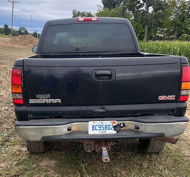 Image of GMC 2500 equipment image 4