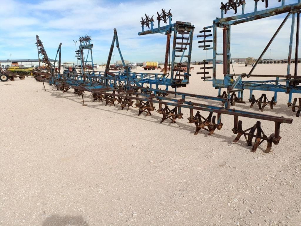 Sam Stevens Sandfighter Equipment Image0