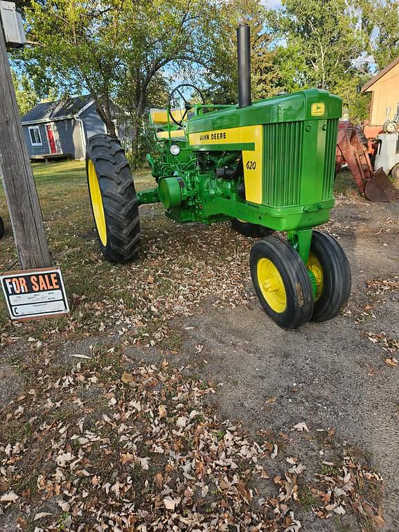 Image of John Deere 620 Image 1