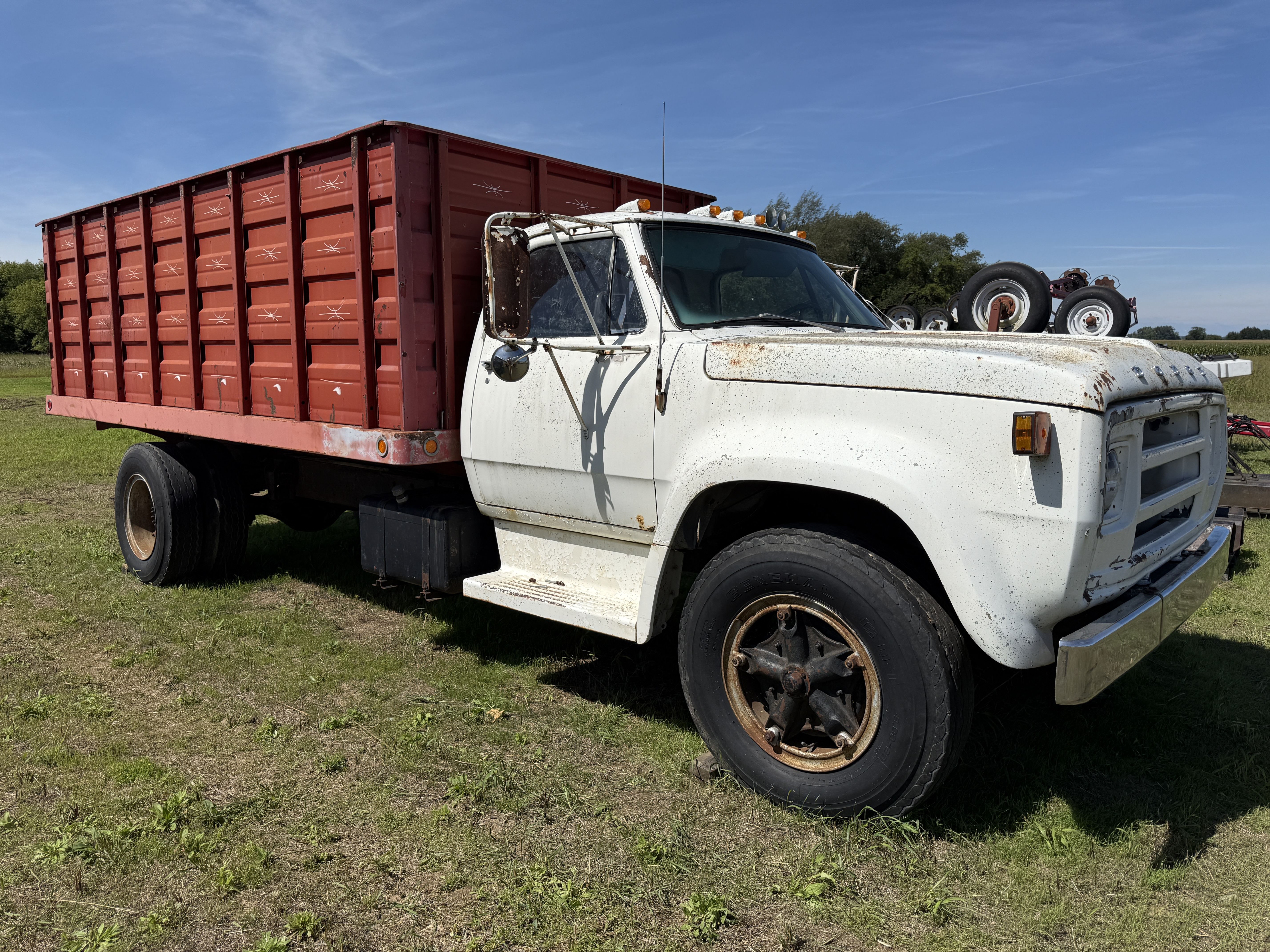 1977 Dodge 600 Equipment Image0