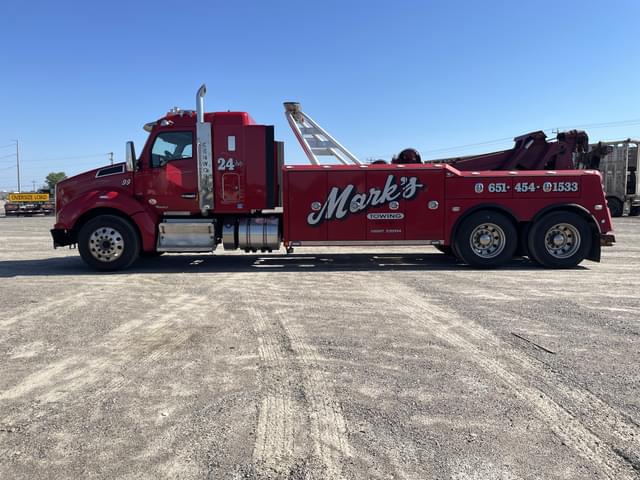 Image of Kenworth T880 equipment image 1
