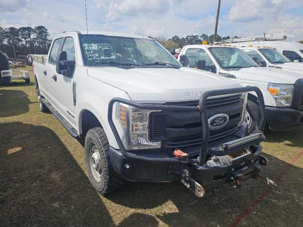 2018 Ford F-350 Equipment Image0