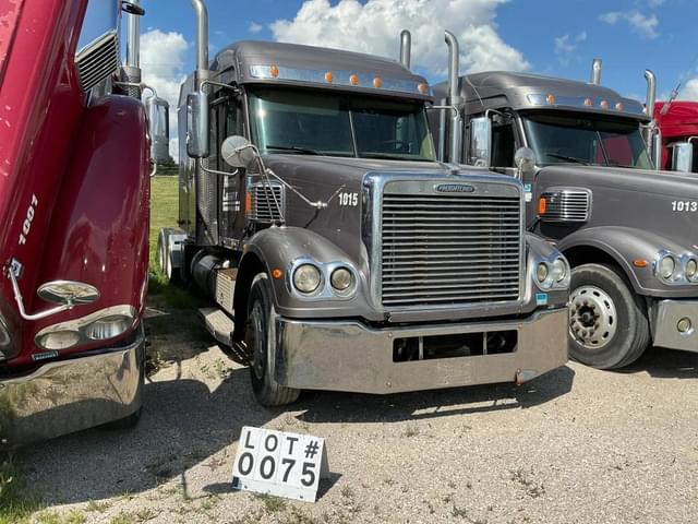 Image of Freightliner Coronado 132 equipment image 1