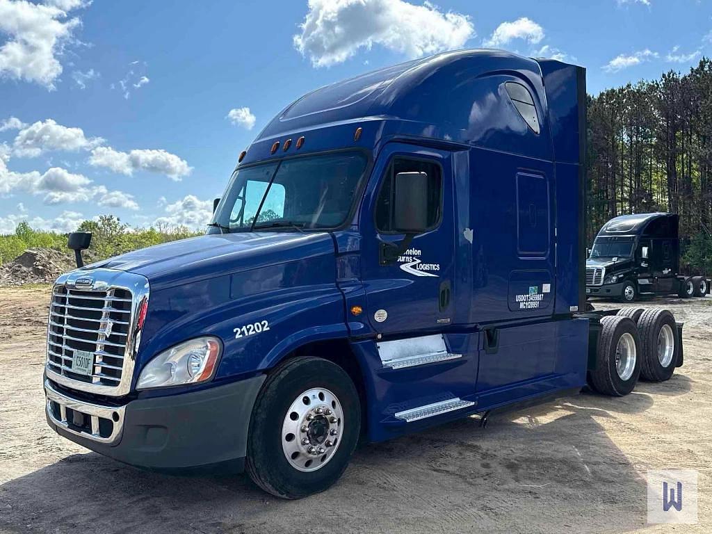 Image of Freightliner Cascadia 125 Primary image