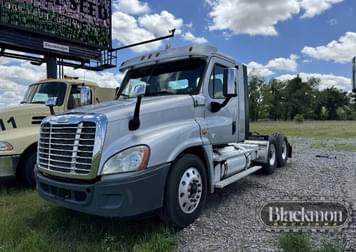 Main image Freightliner Cascadia