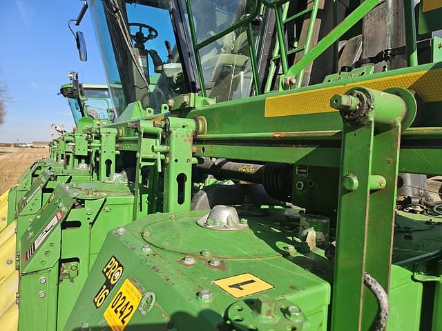 Image of John Deere 7760 equipment image 3