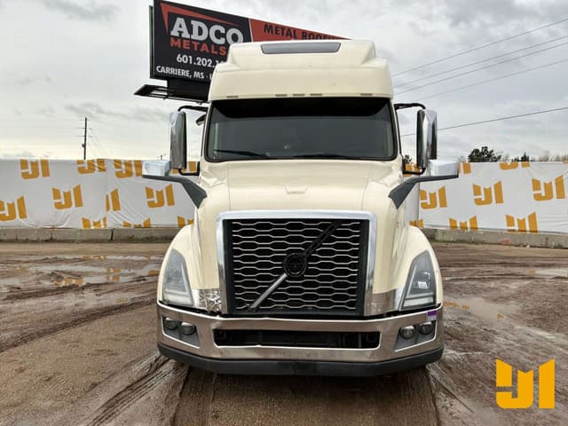 Image of Volvo VNL equipment image 1