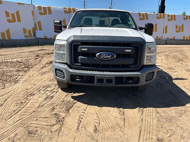 Image of Ford F-250 equipment image 1