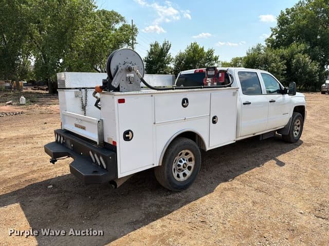 Image of Chevrolet 3500HD equipment image 4