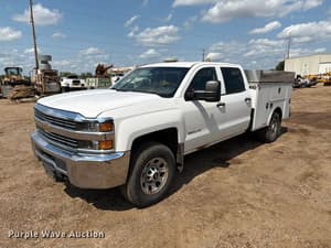 2015 Chevrolet 3500HD Image