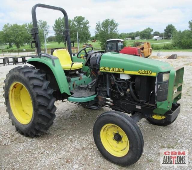 Image of John Deere 4600 equipment image 1