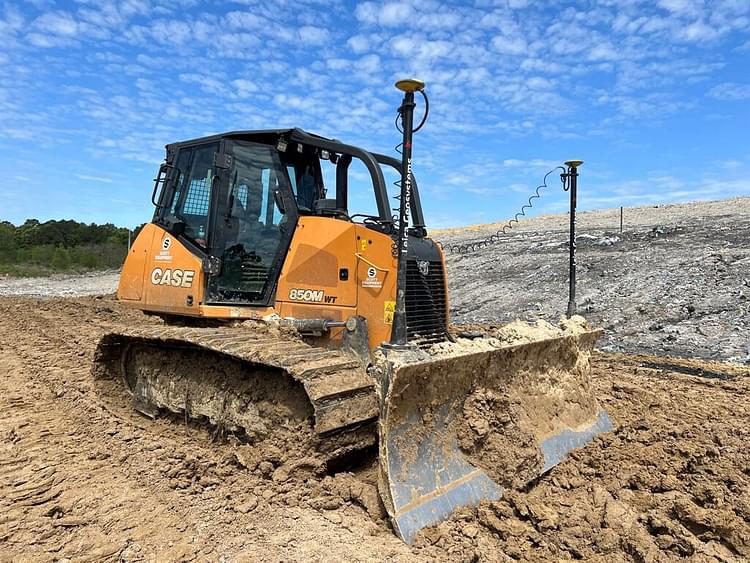 2017 Case 850M Equipment Image0