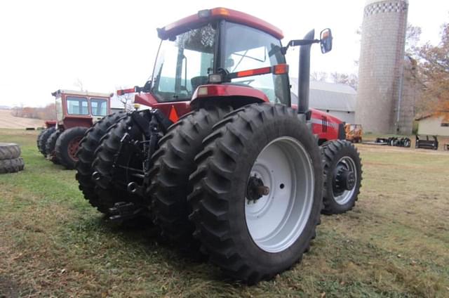 Image of Case IH MX240 equipment image 4