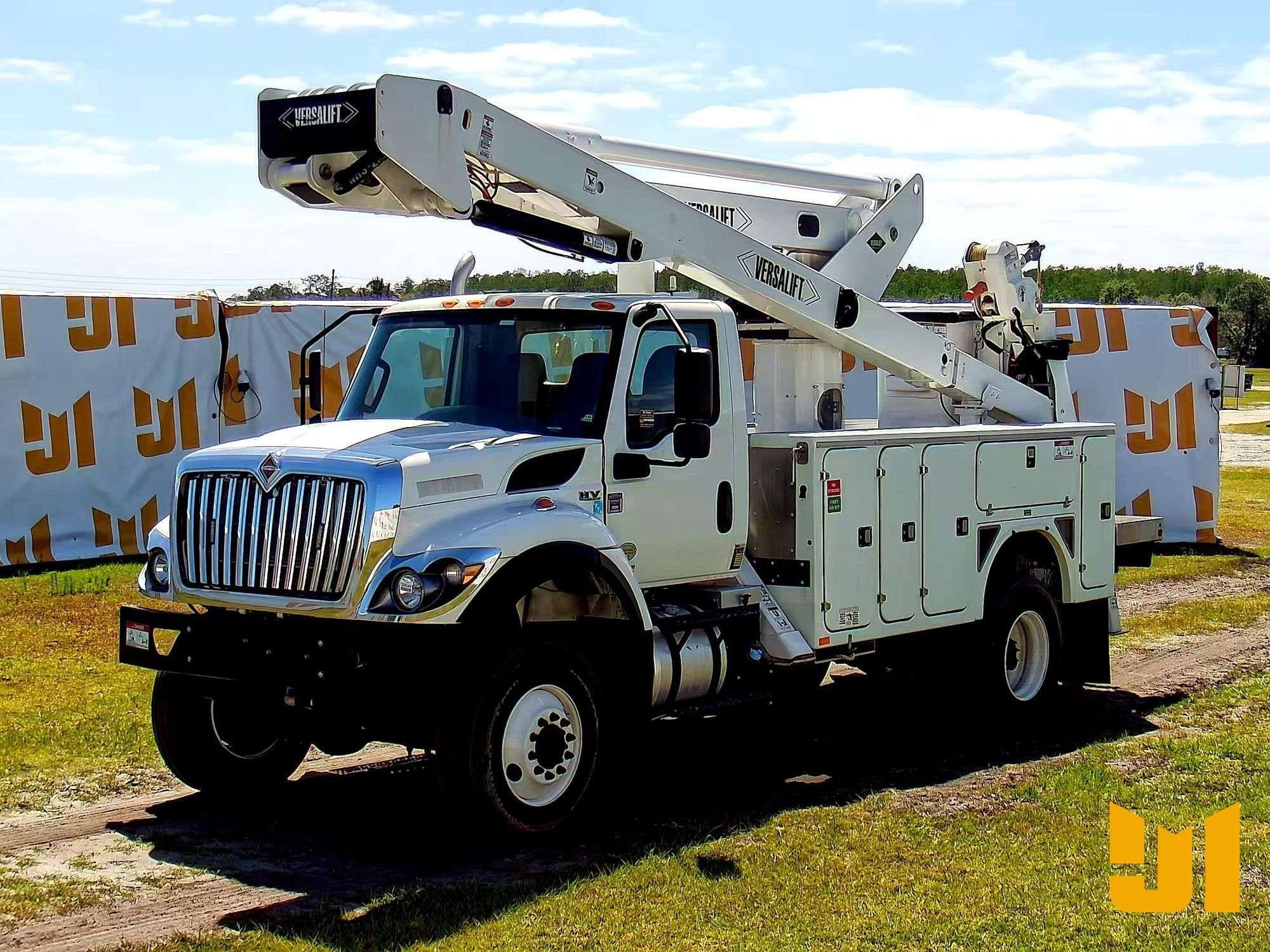 2023 International HV507 Equipment Image0