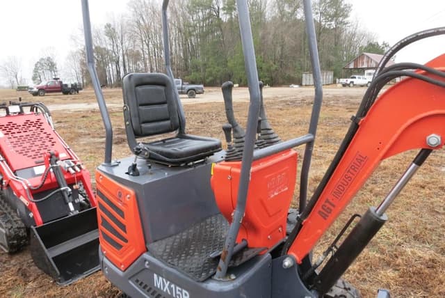 Image of AGT Industrial MX15R equipment image 4