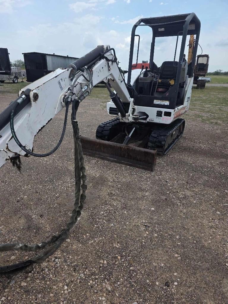 2008 Bobcat 325G Equipment Image0