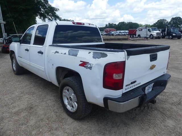 Image of Chevrolet 1500 equipment image 3