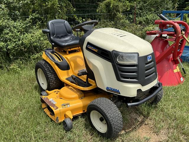 Image of Cub Cadet SLTX1054 equipment image 2