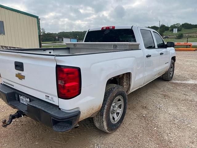 Image of Chevrolet 1500 equipment image 3
