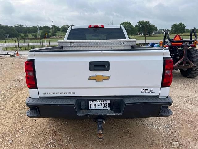 Image of Chevrolet 1500 equipment image 2