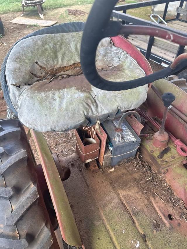 Image of Farmall Cub equipment image 4