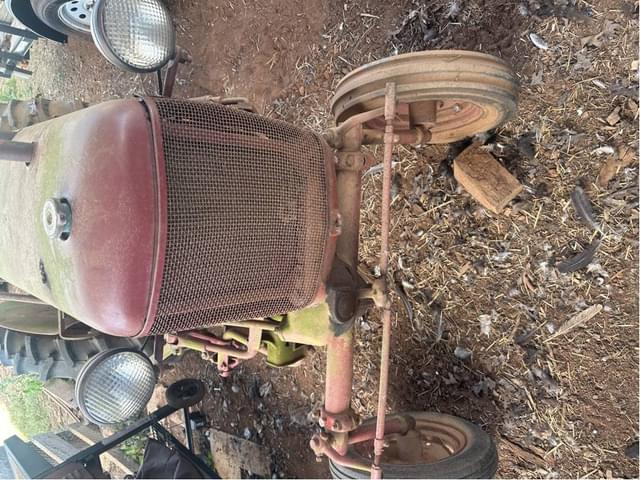 Image of Farmall Cub equipment image 2