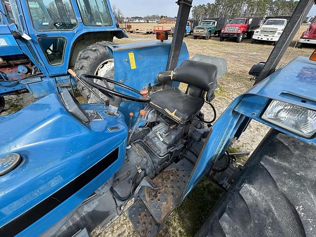 Image of Ford 7810 equipment image 4