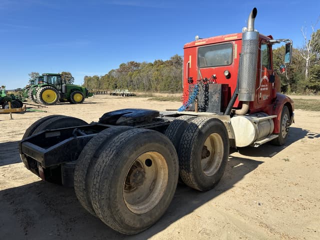 Image of International 9200i equipment image 2