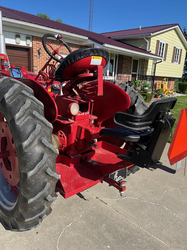 Image of Farmall C equipment image 3