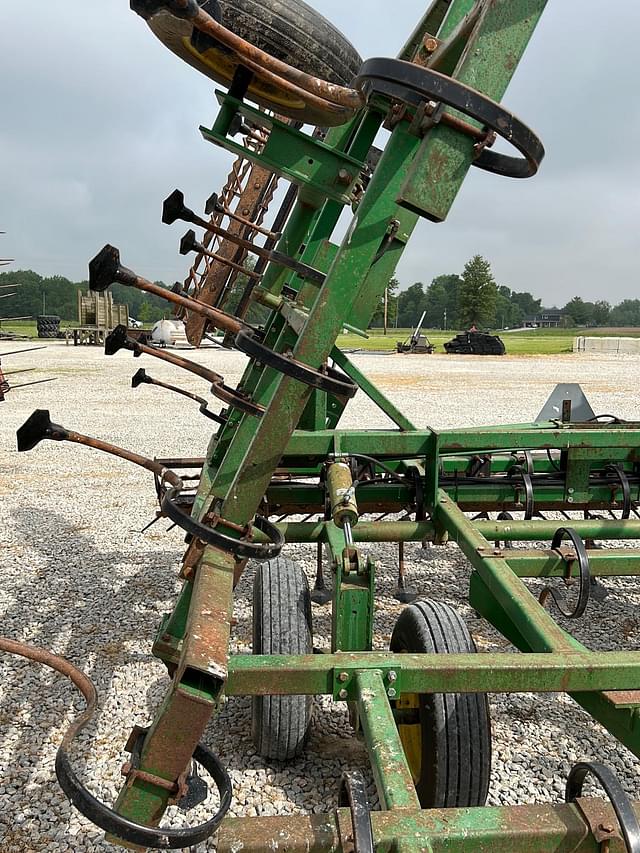 Thumbnail image John Deere 960 26