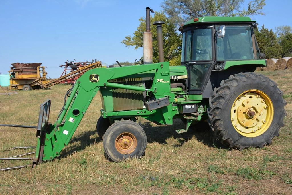 Image of John Deere 4450 Primary Image