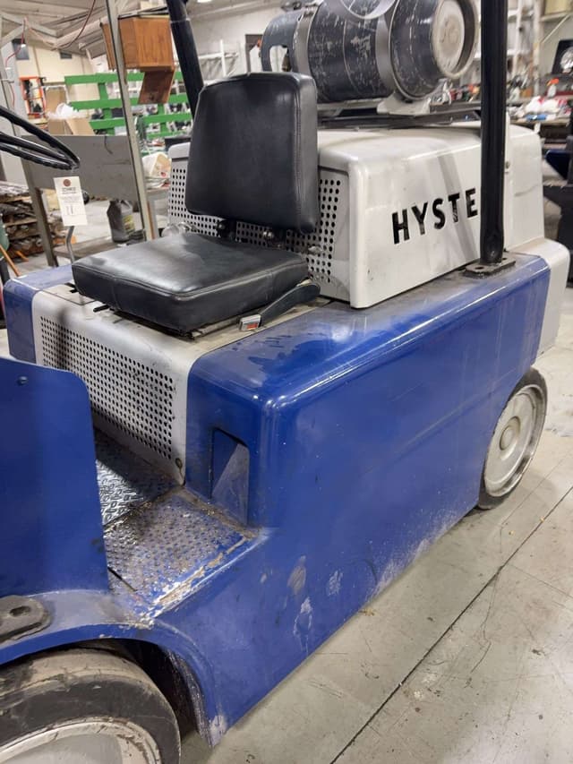 Image of Hyster S150A equipment image 2