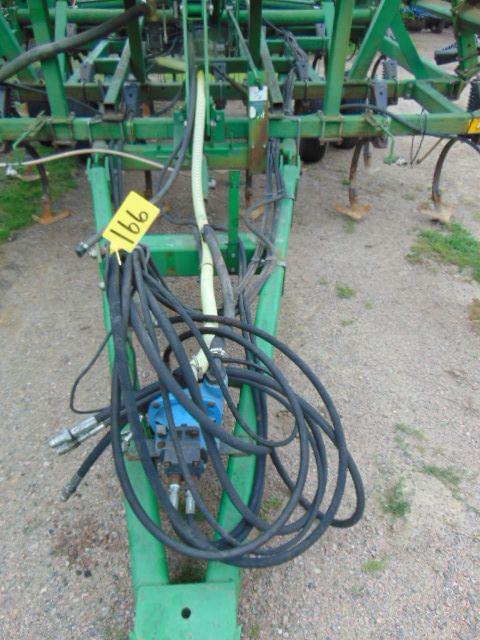Image of John Deere 960 equipment image 1