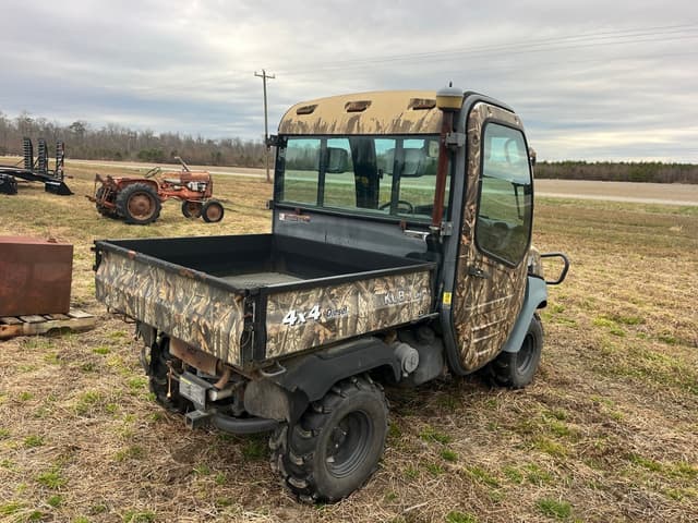 Image of Kubota RTV-1100 equipment image 2