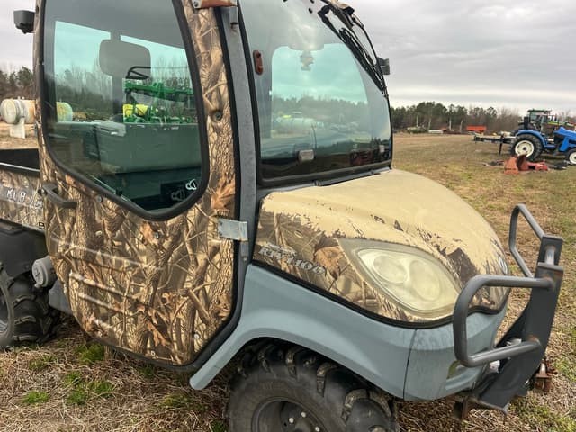 Image of Kubota RTV-1100 equipment image 3