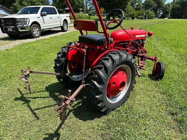 Image of Farmall Cub equipment image 3