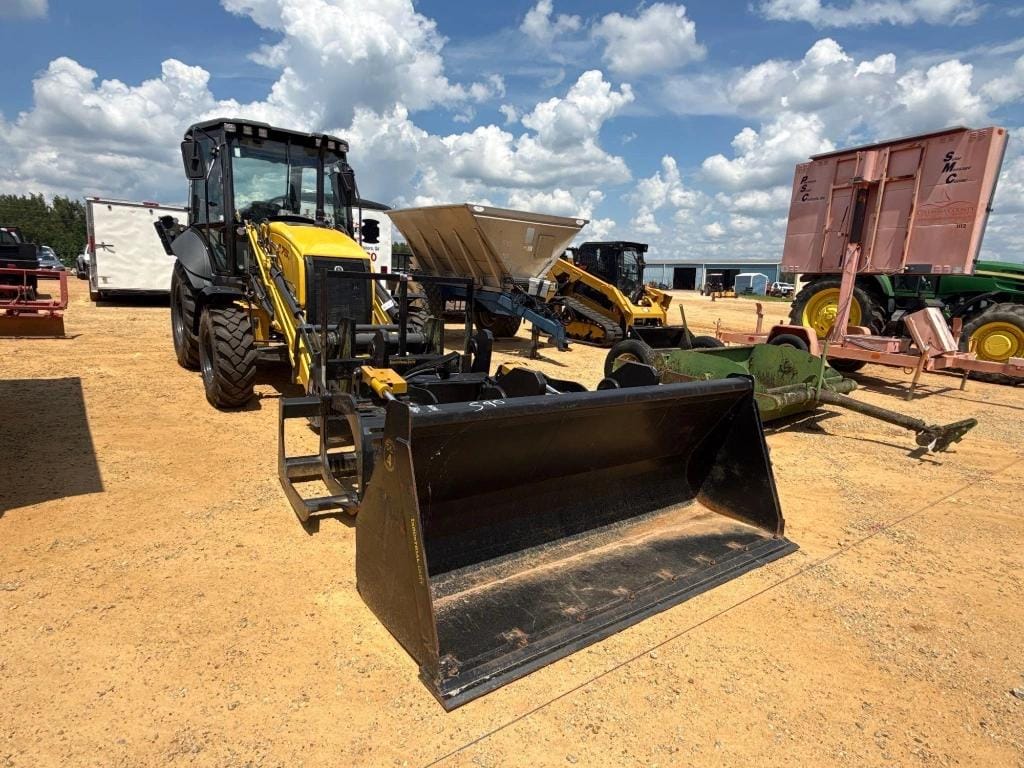 2023 New Holland B75D Equipment Image0