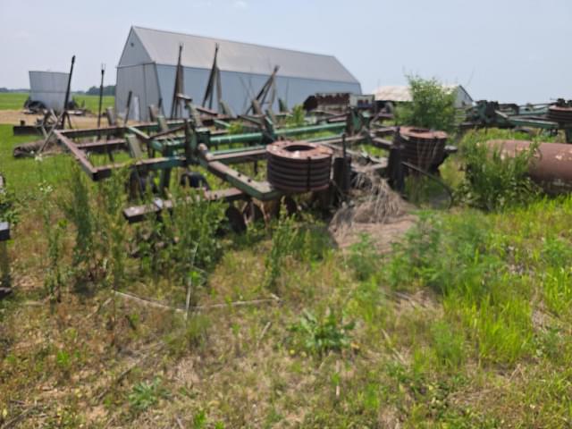 Image of John Deere 1710 equipment image 2
