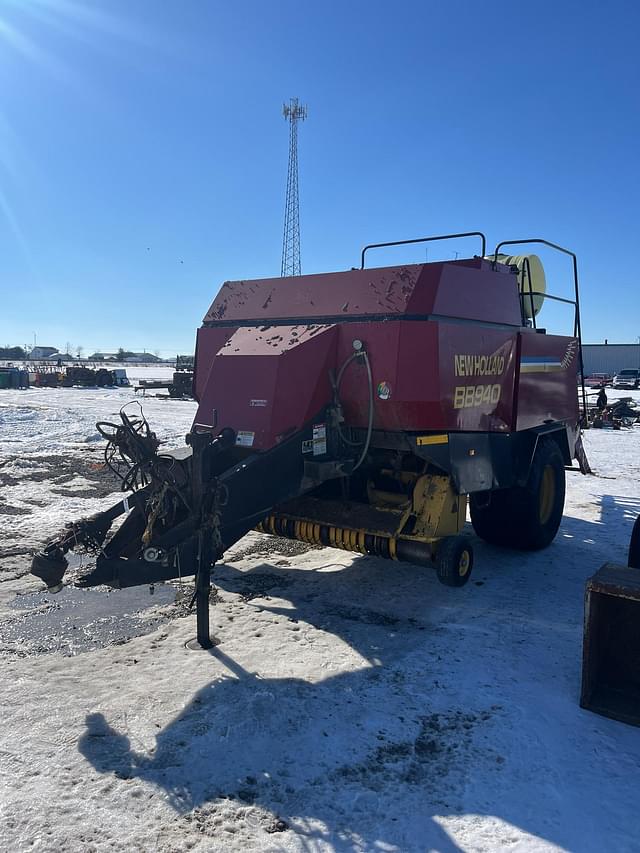 Image of New Holland BB940 equipment image 4